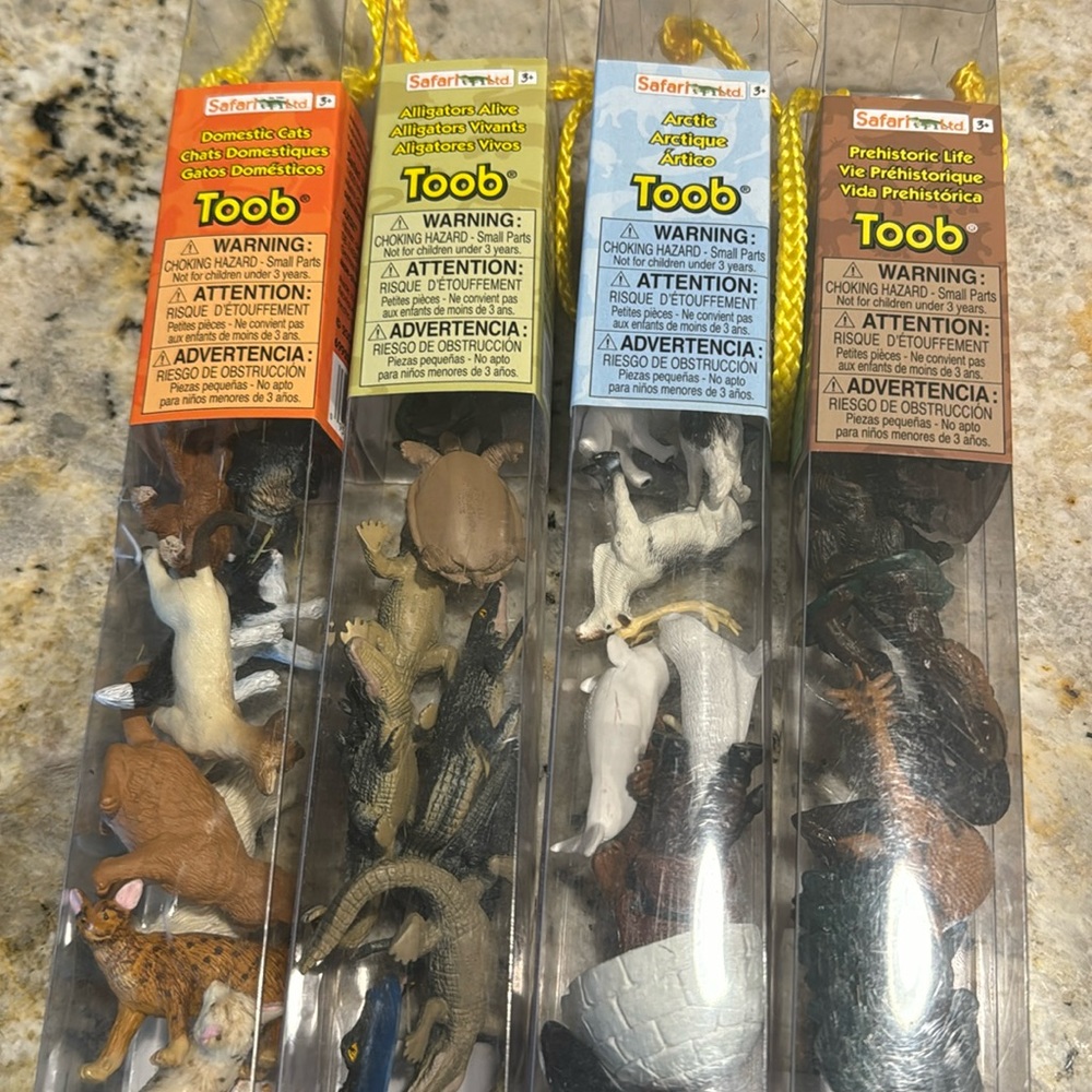 Lot of Safari Ltd Animals Figures